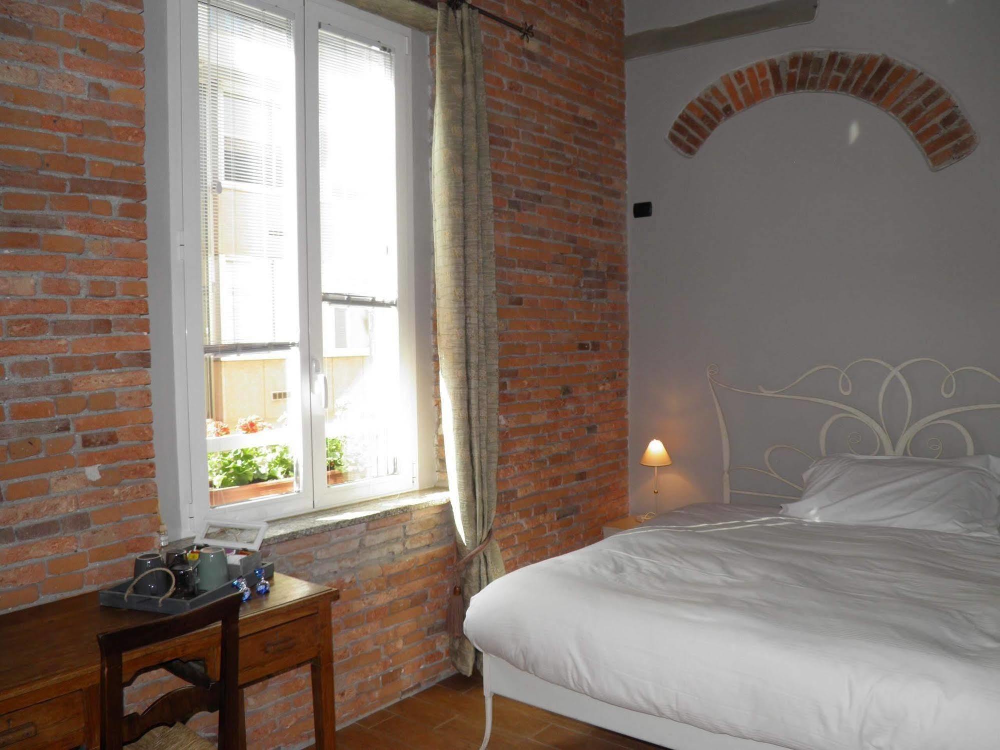 In Centro Charme Bed & Breakfast Bergamo Luaran gambar