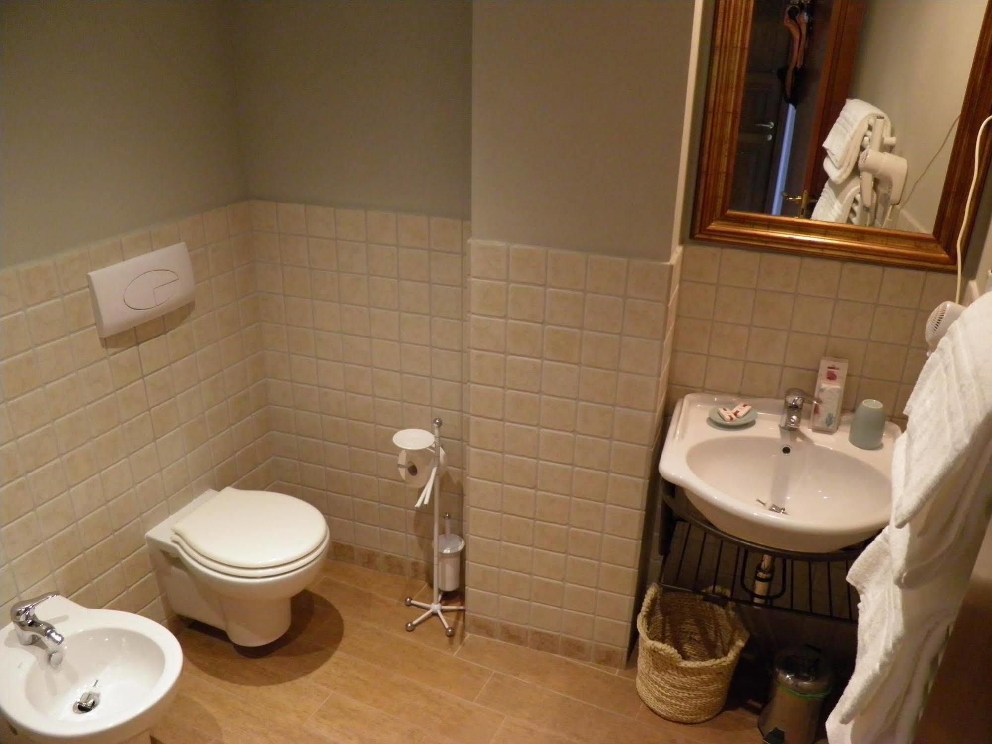 In Centro Charme Bed & Breakfast Bergamo Luaran gambar