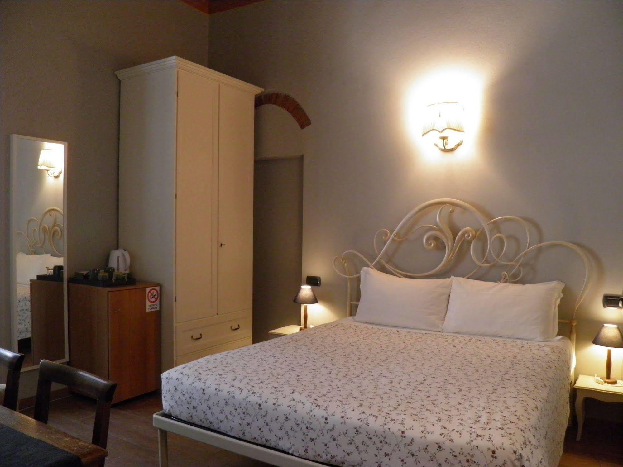 In Centro Charme Bed & Breakfast Bergamo Luaran gambar